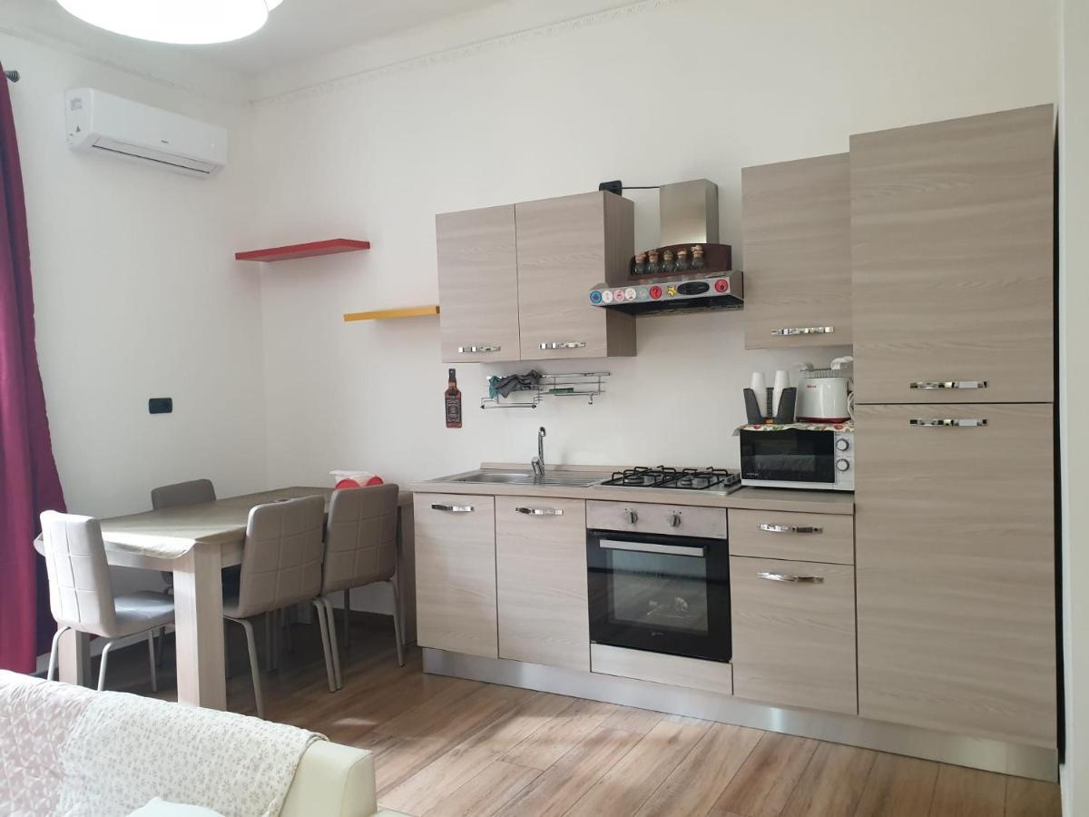 Liberta 176 Apartment Bari Bagian luar foto